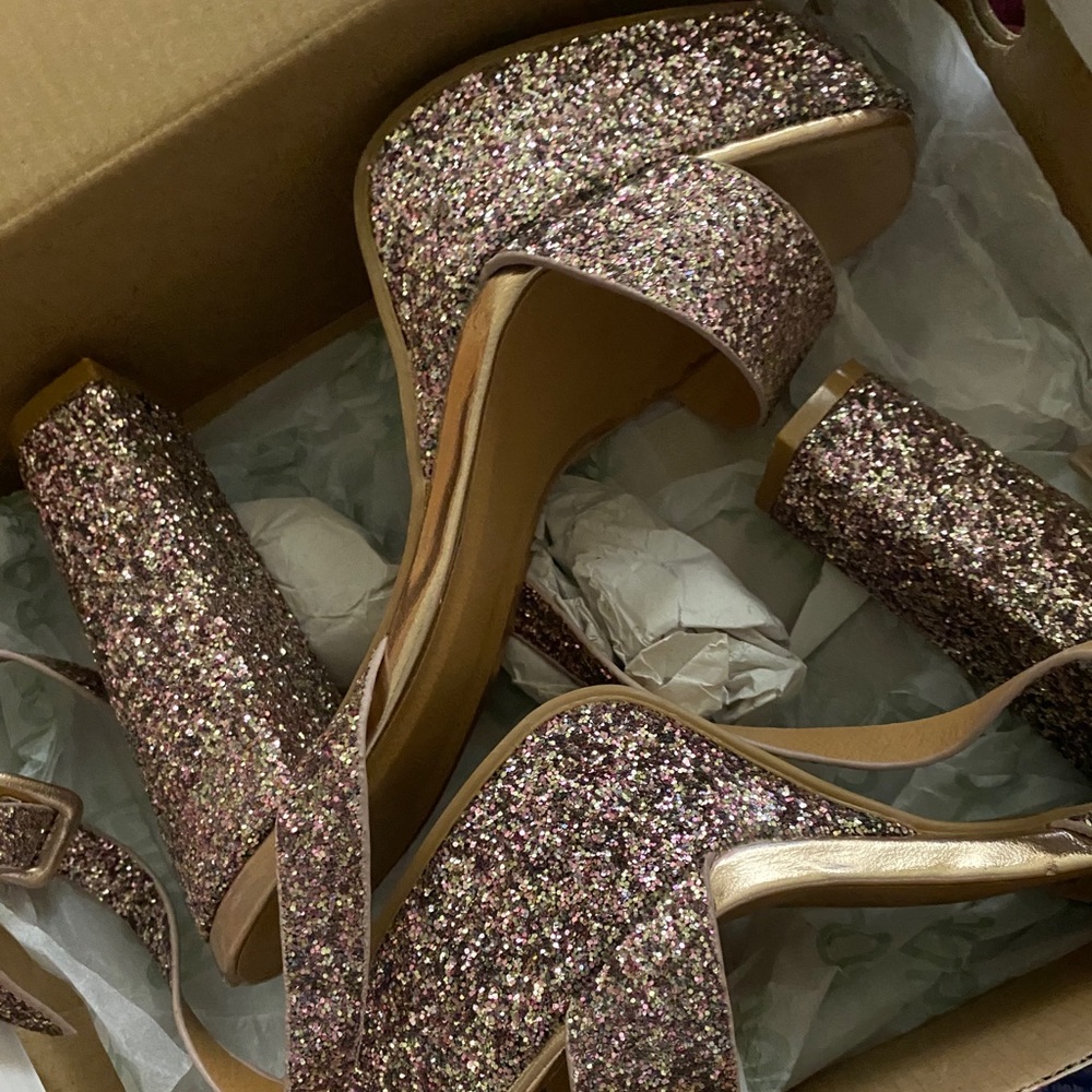 Rogue Blush Glitter Heels